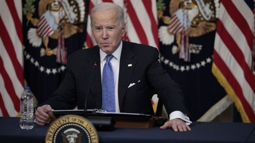 Joe Biden llama 'Ómnicron' a la nueva variante de Covid-19 y las redes no lo perdonaron | VIDEO