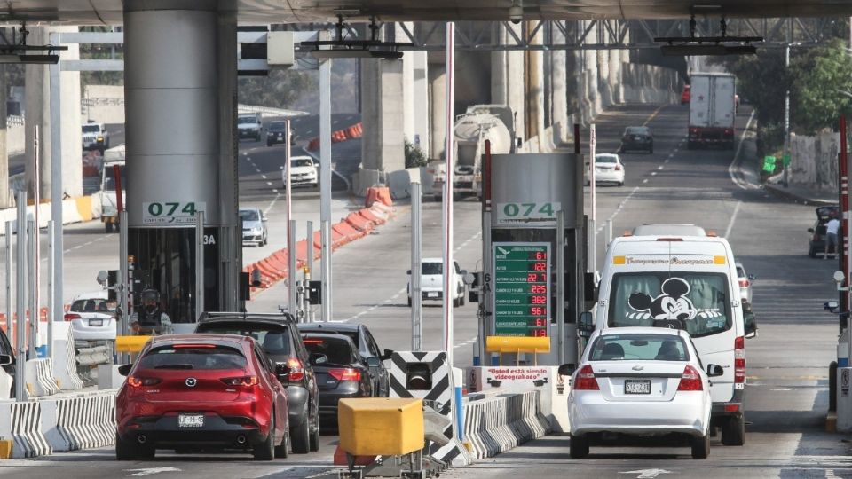 El 96% de las personas se mueven en carreteras. (Foto: Cuartoscuro)