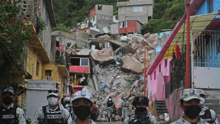 Tlalnepantla entrega el segundo de tres apoyos a los damnificados del cerro El Chiquihuite