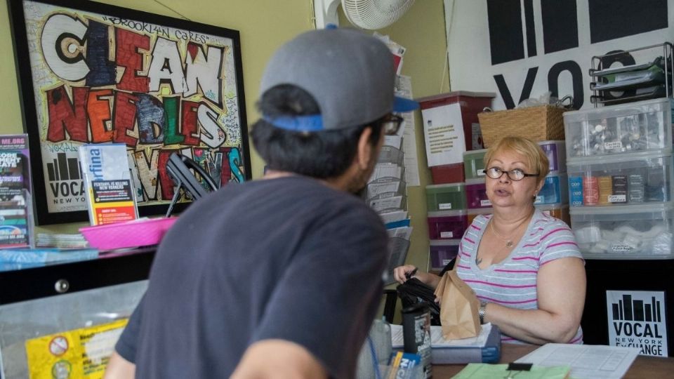 VANGUARDIA. Los sitios incluyen programas existentes de intercambio de jeringas. Foto: AP