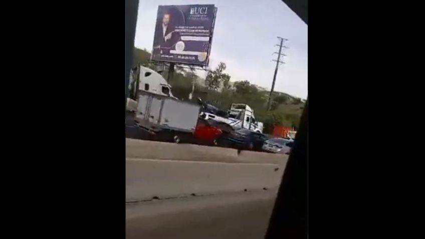 Cuautitlán Izcalli: motociclista muere prensado entre dos tráileres en la Chamapa-Lechería | VIDEO