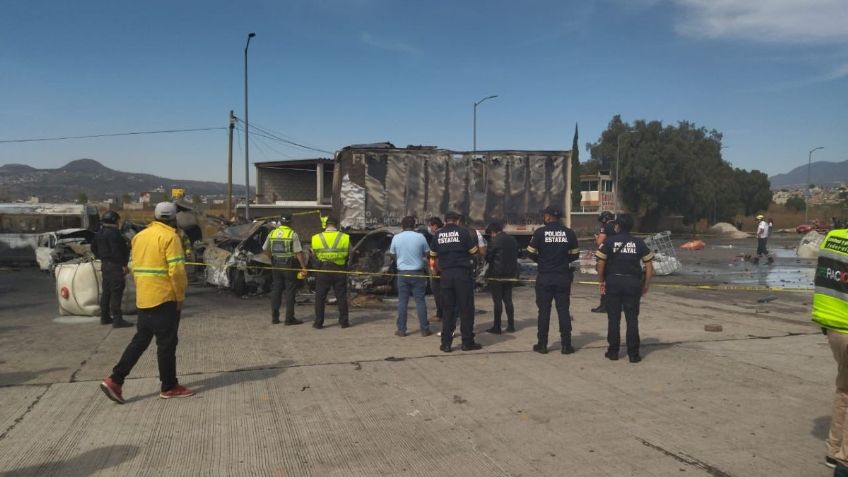 Reabren autopista México-Puebla tras choque de tráiler