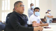 Secretario de Seguridad de Michoacán se reúne con familiares de los 11 asesinados en Tangamandapio