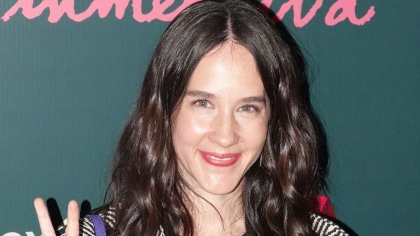 Extraña canción de Ximena Sariñana debutó en "Amarte Duele"; habla sobre "una verruga"