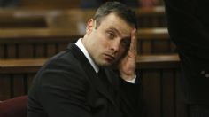 Oscar Pistorius, campeón paralímpico acusado de matar a su novia, podría salir pronto de prisión