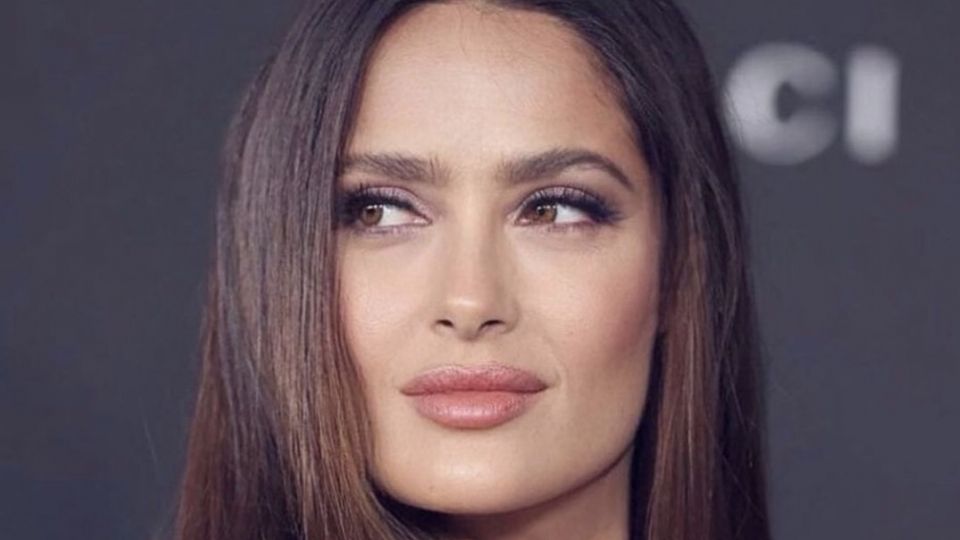 Salma Hayek es una de las mexicanas más exitosas en Hollywood. Foto: Especial.