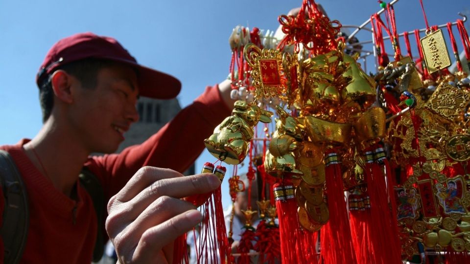 Cabe destacar que la astrología oriental está basada en constelaciones, mientras que la astrología occidental utiliza de referencia el sistema solar. FOTO: Cuartoscuro