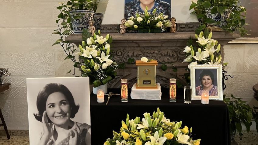 Homenaje a Carmen Salinas minuto a mintuo: colocan las cenizas de Carmen Salinas en altar familiar