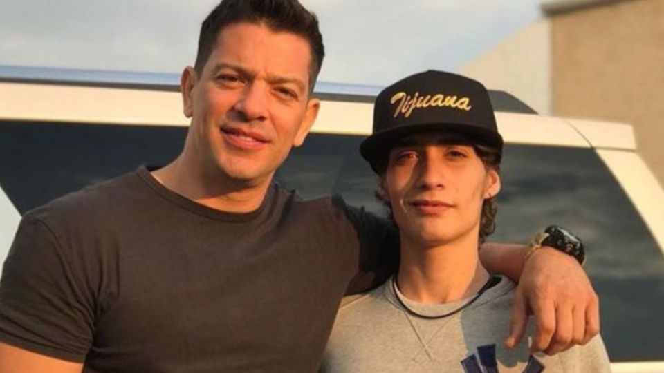 El cantante ha buscado ayudar a su hijo en su presunta vida de excesos 
(Foto: Instagram)