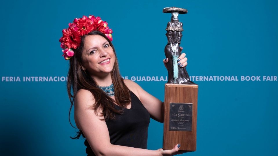 Adriana Mosquera Soto “Nani”. ganadora de
La Catrina, en la 35 FIL Guadalajara 2021. Foto: FIL de Paula Islas.