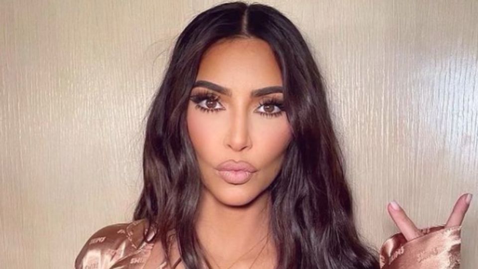 Kim Kardashian aprueba el primero de dos exámenes para convertirse en abogada. Foto: Instagram @kimkardashian