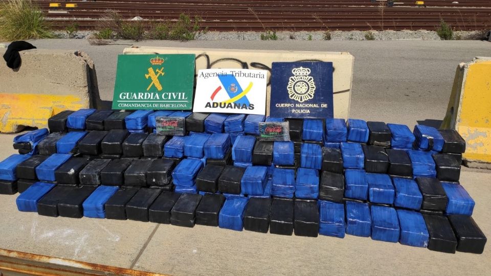 Los traficantes ingresaban el 'crystal meth' en bloques de hormigón por el Puerto de Barcelona. Foto: Policía Nacional de España