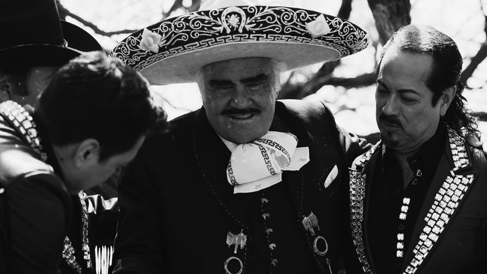 Tienen un homenaje a Vicente Fernández.  FB/lostigresdelnorte