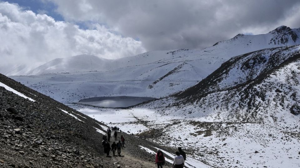 GIGANTE BLANCO. Una de la zonas más visitadas durante la época de invierno es el Nevado de Toluca. Foto: Cuartoscuro