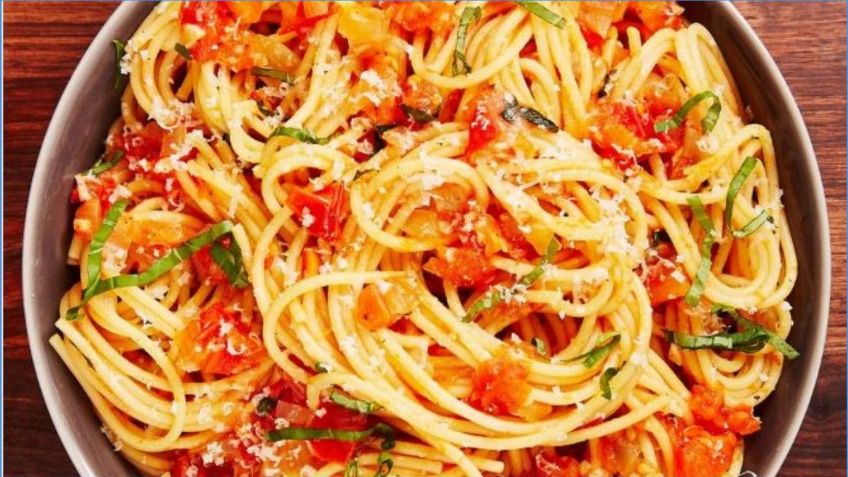 ¿Cómo hacer spaghetti pomodoro paso por paso?