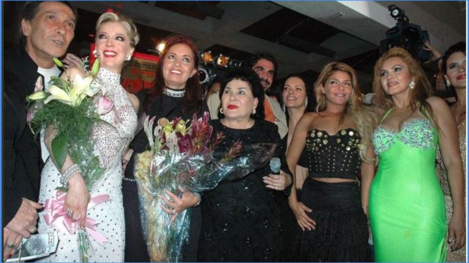 Itatí Cantoral y Edith González (QEPD) fueron parte del elenco de la obra de teatro 'Aventurera'
(Foto: Especial)