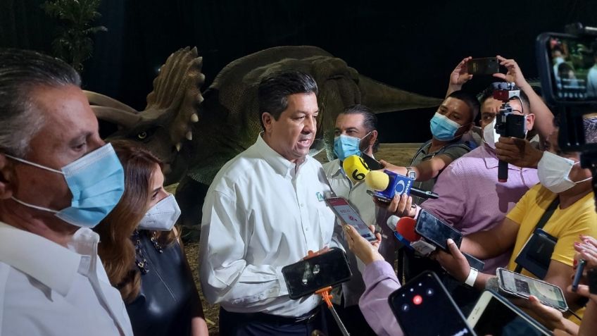 Gobernador de Tamaulipas pide a AMLO autorización para cambiar a reos a penales Federales