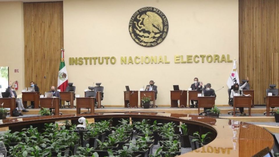 El Acuerdo propuesto por el consejero presidente Lorenzo Córdova Vianello fue aprobado con seis votos a favor Foto: Cuartoscuro