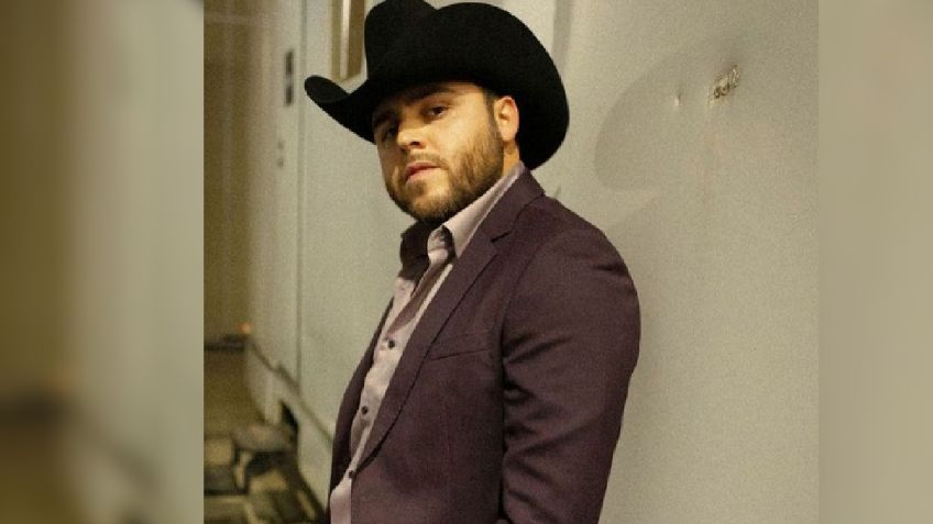 Gerardo Ortiz regresa a México; así fue la vez que por poco lo matan como a Valentín Elizalde