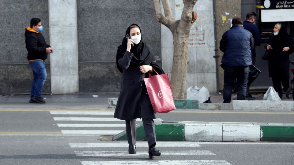 Se cree que casi todo el mundo estará expuesto a esta contagiosa variante. Foto: EFE