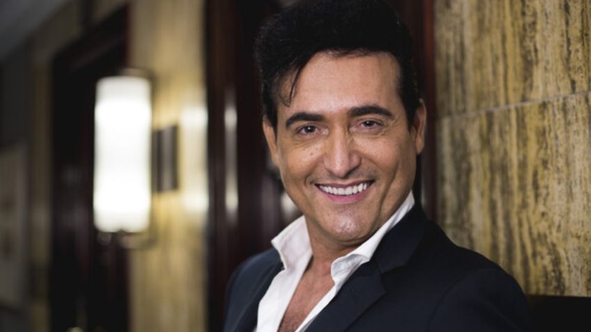 Carlos Marín de Il Divo se vacunó contra el COVID-19 en México; ¿cuál dosis recibió?