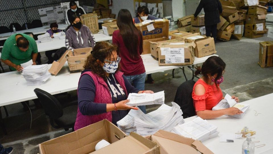 EL INSTITUTO NACIONAL ELECTORAL HA RECIBIDO 7.4 MILLONES DE RÚBRICAS. Foto: Cuartoscuro