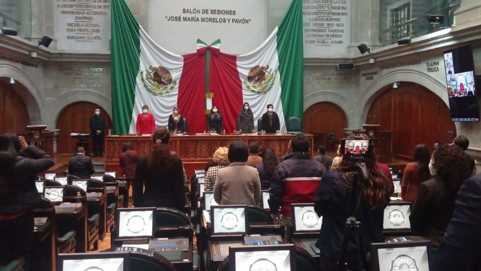 En su perfil de Facebook, el presidente de la comisión de Finanzas Públicas, Francisco Javier Santos Arreola publicó el martes fotografías de su viaje. FOTO: ESPECIAL