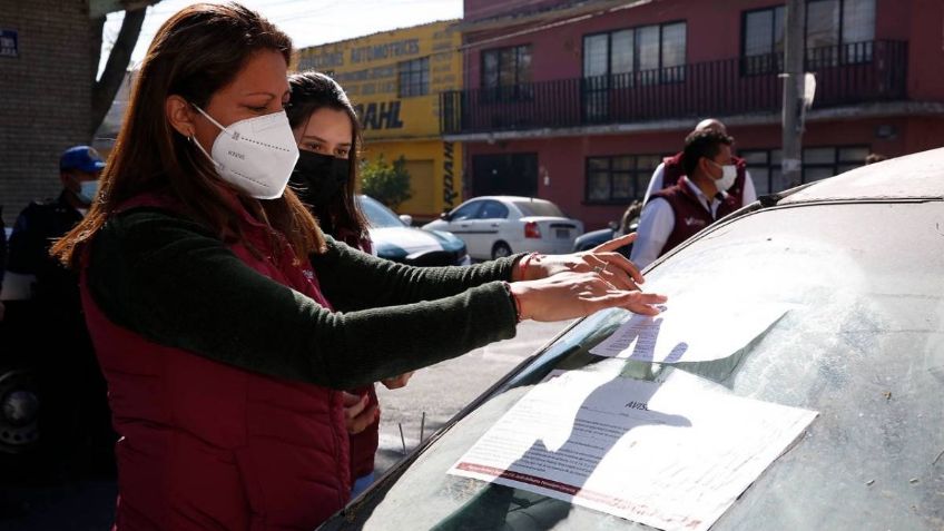 SSC y alcaldía Venustiano Carranza retiran autos abandonados en la vía pública