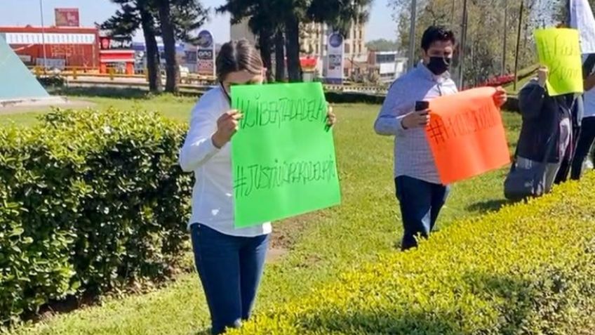 Protestan en Xalapa para exigir liberación de colaborador del senador Ricardo Monreal