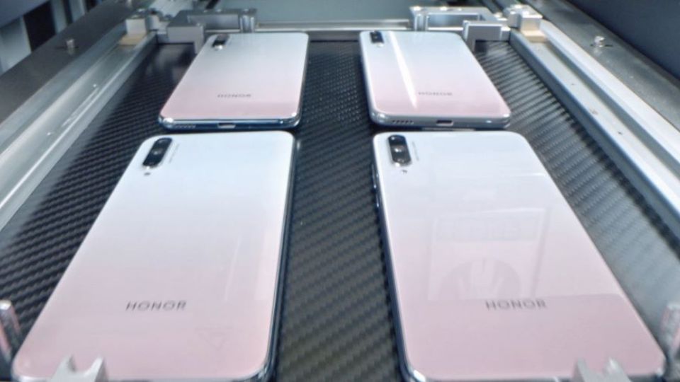 HONOR se ha enfocado en desarrollar tecnología que impulse a las personas de todo el mundo a ir más allá