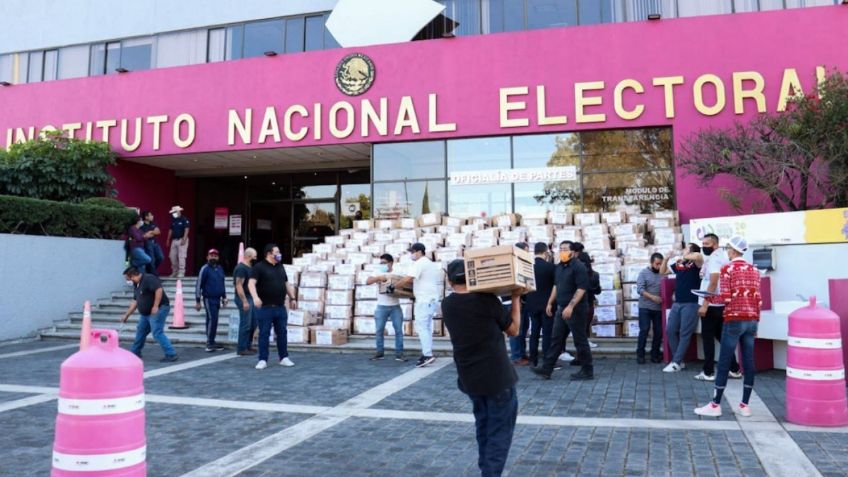 INE solicita mil 738 mdp para consulta de revocación de mandato