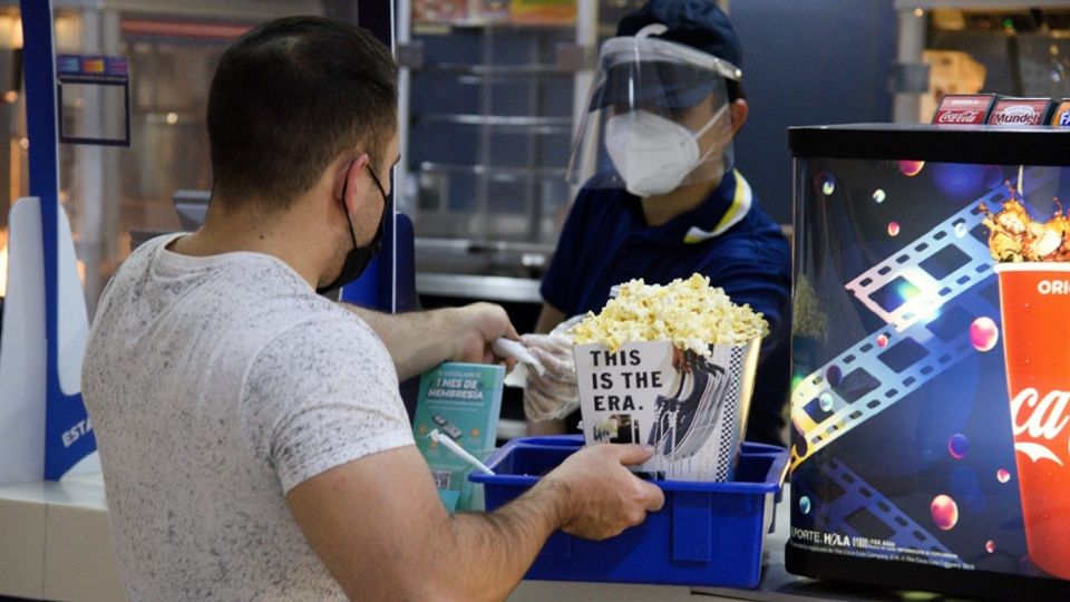 Ante la escasa presencia de blockbusters, películas en un limbo de exhibición hallaron un público feliz. Foto: Especial
