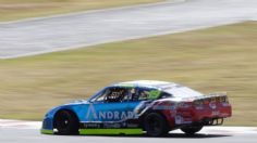 Noel León calienta motores previo a Nascar en Autódromo de Amozoc