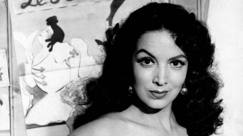 María Félix: Así hablaba francés La Doña que vivió en Paris y conquistó el Cine de Oro