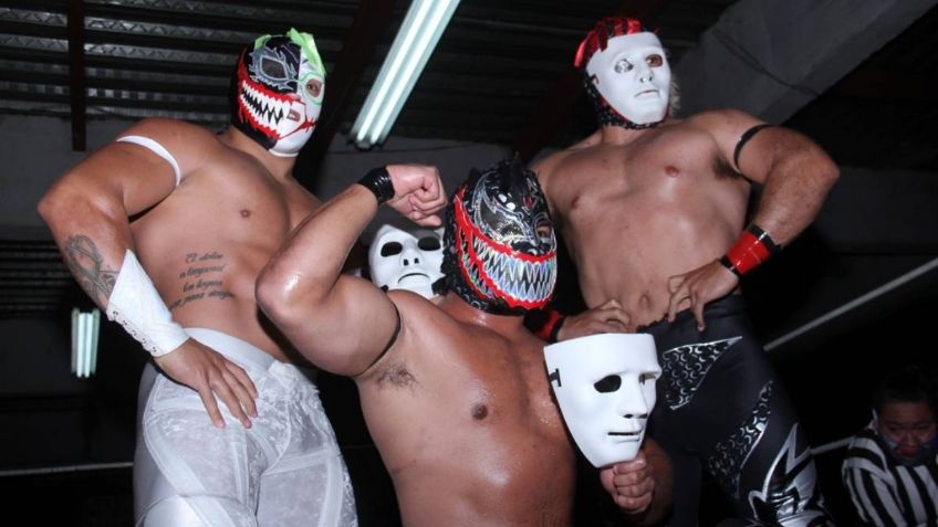 Vibran en CDMX con lucha libre en la Arena Rey Bucanero