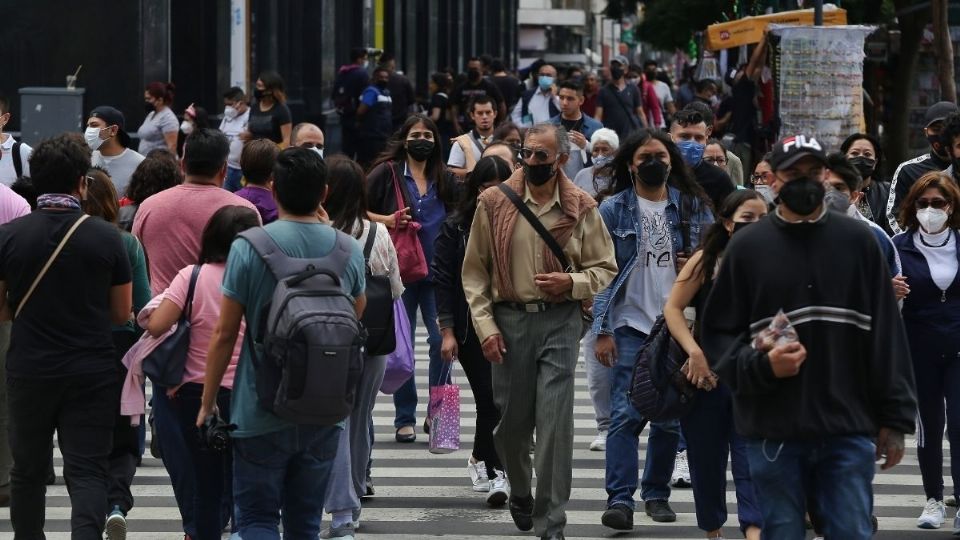 Se mantienen como medidas preventivas el uso del cubreboca, gel antibacterial y sana distancia. Foto: Yadín Xolalpa