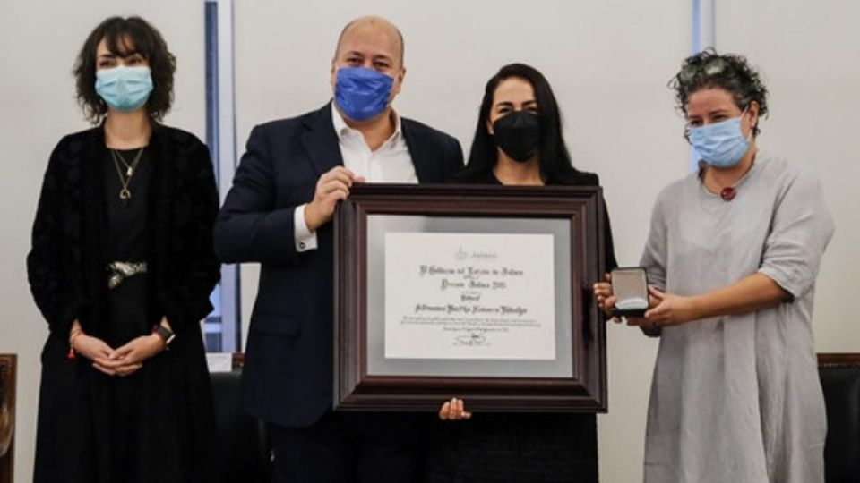 Enrique Alfaro entrega Premio Jalisco 2021. Foto: Especial