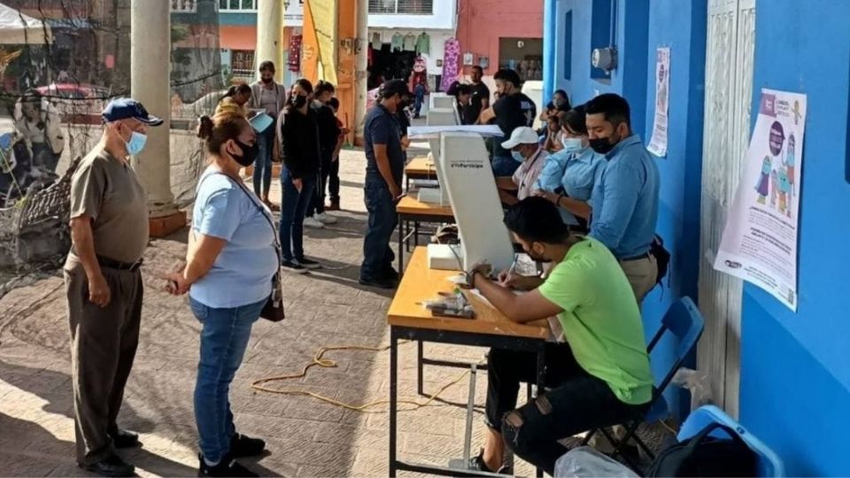 POCA GENTE. En un recorrido, se constató la escasa o nula participación de las personas convocadas. Foto: Especial