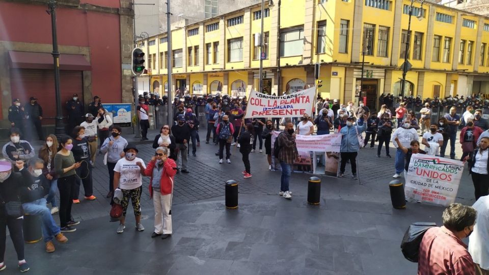 Manifestación de la organización de Damnificados Unidos. Foto: Especial