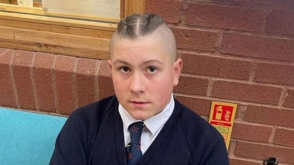 El estudiante de 14 años que fue suspendido. Foto: Daily Mail