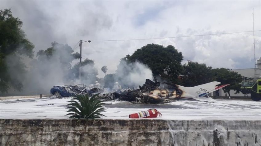 Mueren 7 personas tras caer una avioneta de la Fuerza Aérea de Paraguay