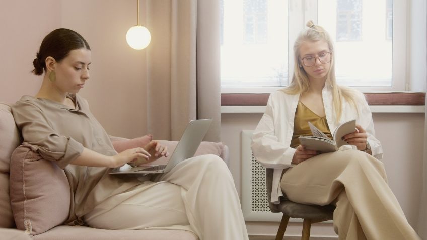 Work Pants y otros pantalones que serán tendencia este 2021 y podrás llevar en casa u oficina