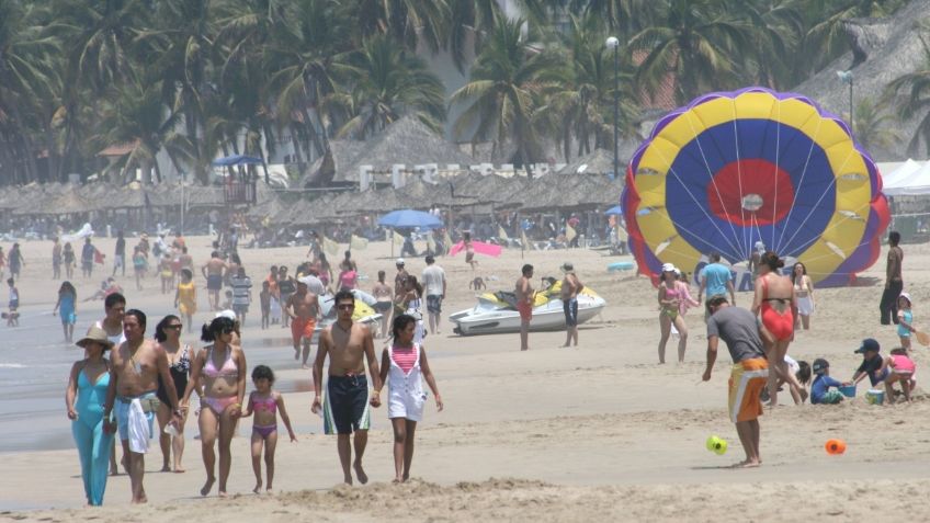 ¡No sólo es Acapulco! Estas son otras playas que puedes visitar en Guerrero