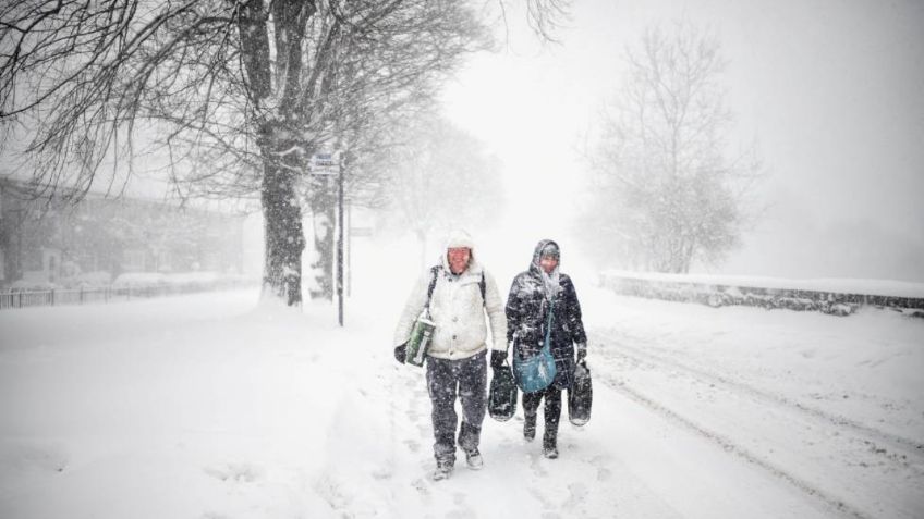 Reino Unido se congela; registran temperaturas históricas de 23 grados bajo cero