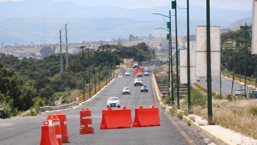 Alerta en Puebla por persona colgada en puente, resulta ser un muñeco de trapo