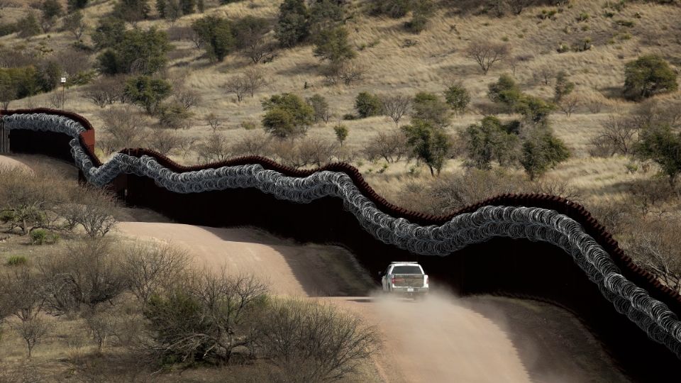 700 kilómetros de muro construyó Trump. Foto: AP