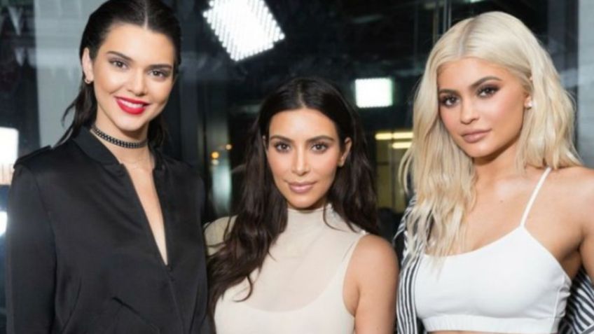 Kendall, Kylie y Kim Kardashian posan en atrevida sesión de FOTOS para Día de San Valentín