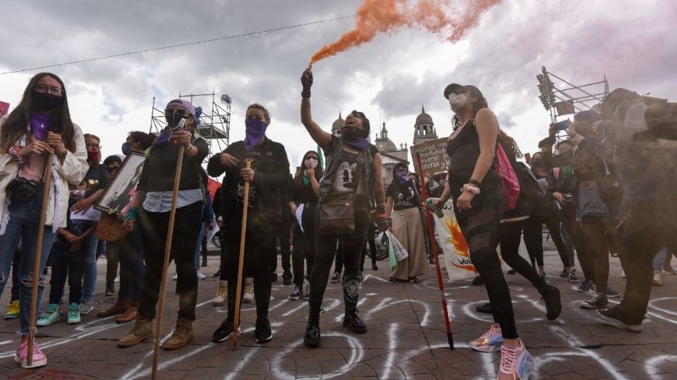 A las 12:00 se espera que comience una marcha por parte de las integrantes del Colectivo Justicieras Radicales y Colectivo las Brujas del Mar. Foto: Cuartoscuro