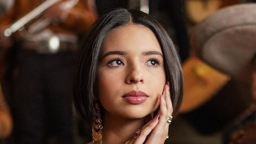 Ángela Aguilar brilla desde Times Square e ilumina la noche de Nueva York: VIDEO