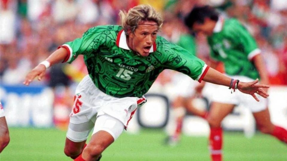 El futbolista mexicano Luis 'El Matador' Hernández. Foto: Mexsport